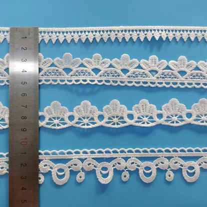 ຜ້າໄຫມນົມສີຂາວ 3cm, polyester ນ້ໍາ soluble embroidery lace trim